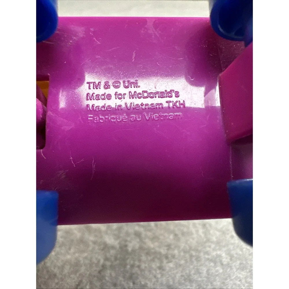 2019 McDonalds Happy Meal Toy Secret Life of Pets Daisy Dog Skateboard
